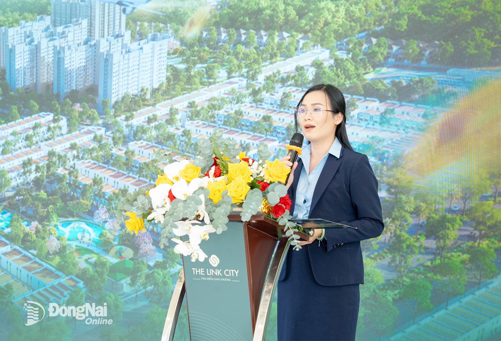 Bà Nguyễn Thị Ngọc Trúc, Phó Giám đốc Ngân hàng VietinBank chi nhánh Biên Hòa cho biết, rất an tâm về pháp lý dự án The Link City. Ảnh: ĐVCC