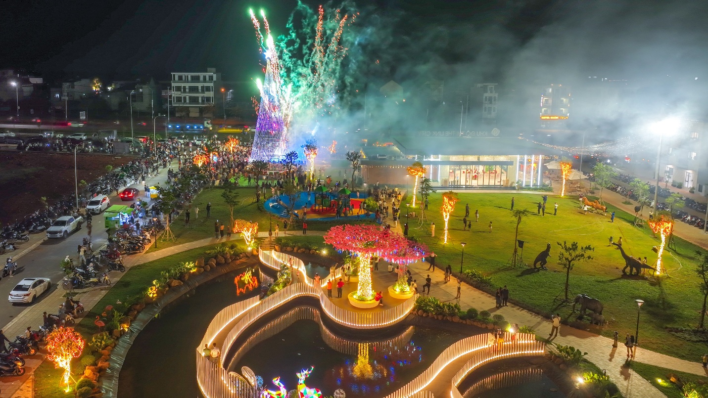 Nhiều tiện ích của The Link City đã hoàn thiện, thu hút đông đảo người dân khu vực Dầu Giây đến trải nghiệm.