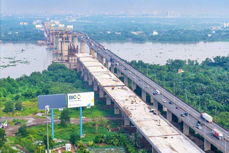 Dự án mở rộng cao tốc TP.HCM - Long Thành - Dầu Giây giúp kết nối TP.HCM với sân bay Long Thành.