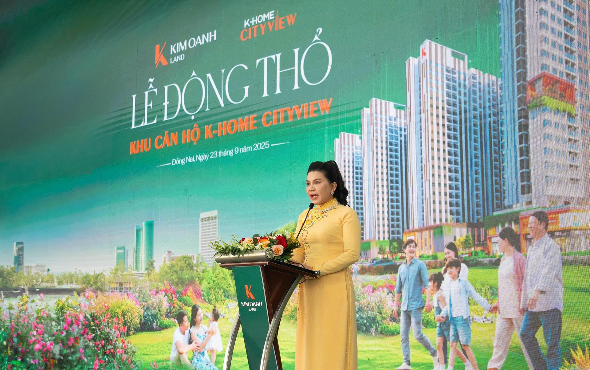 Bà Đặng Thị Kim Oanh – Chủ tịch, Tổng giám đốc Kim Oanh Group – phát biểu tại Lễ động thổ khu căn hộ K-Home Cityview.